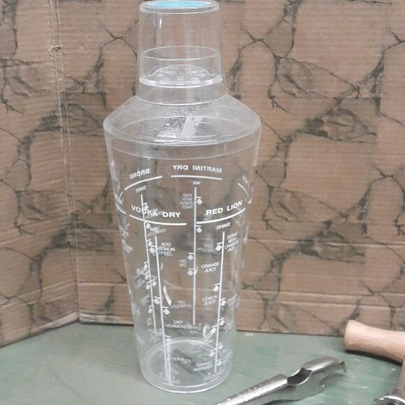 Bundle of vintage bar tender's friends with directions on mixer. - Picture 2 of 7